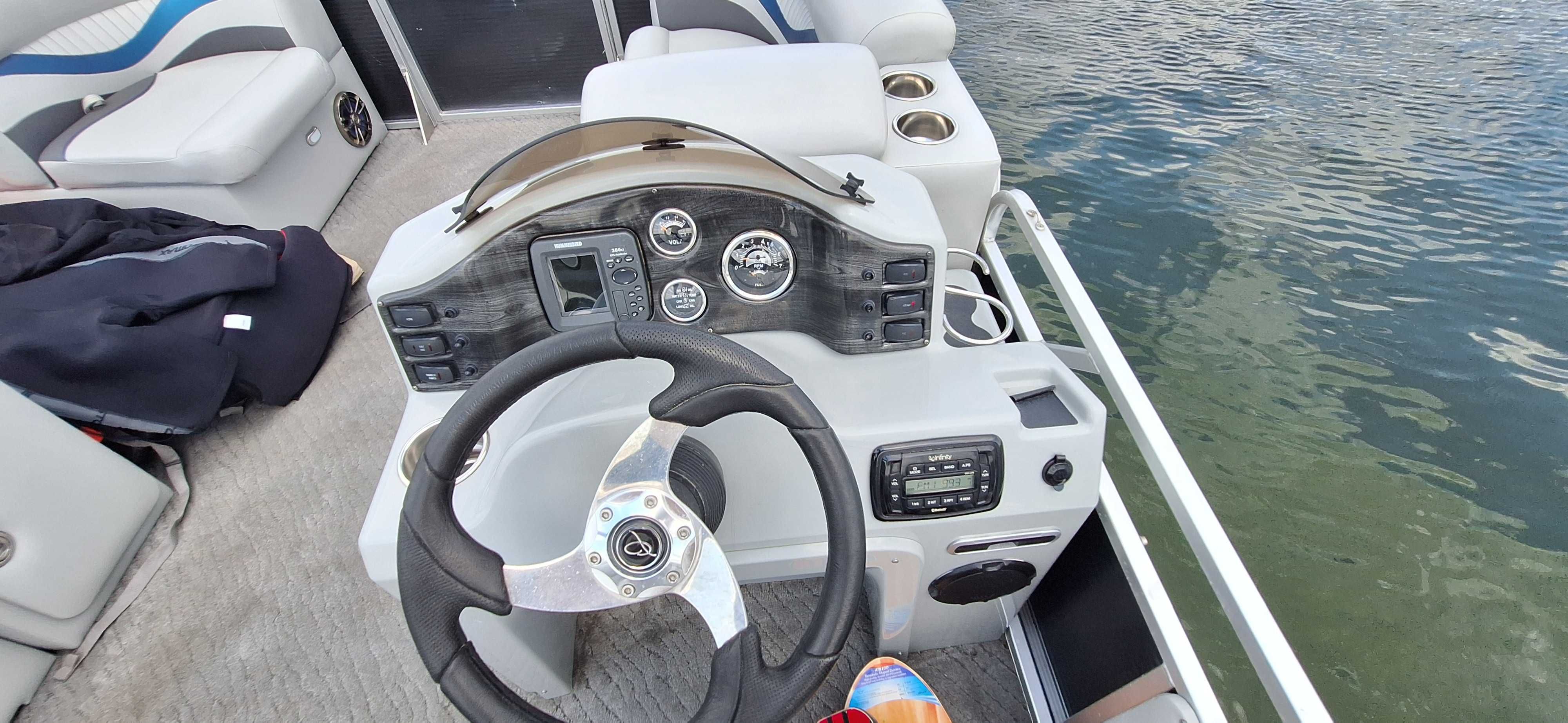 Łódź katamaran Qwest 818 LS 2016r Evinrude E-TEC 60KM