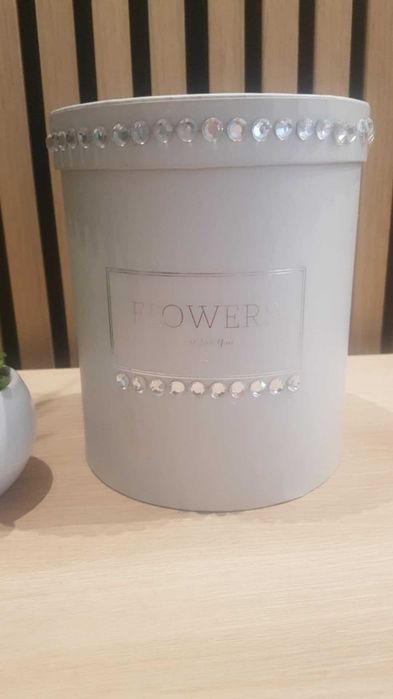 Pudełko ozdobne na bukiet  szare