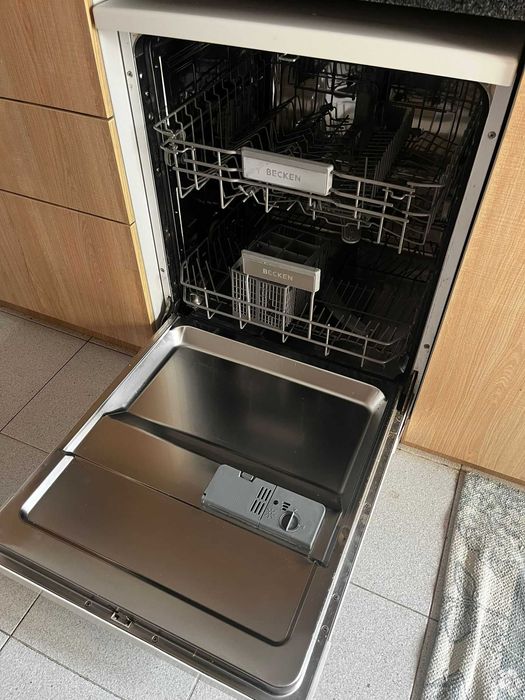 Máquina Lavar Loiça Becken - Usada