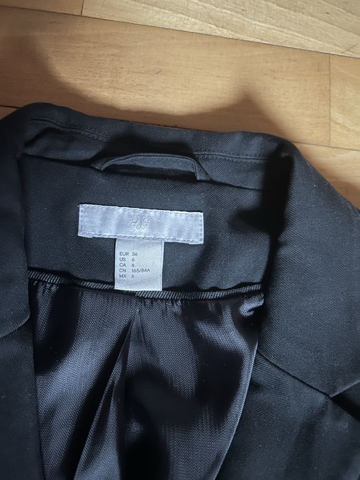 Czarny żakiet H&M,r.36