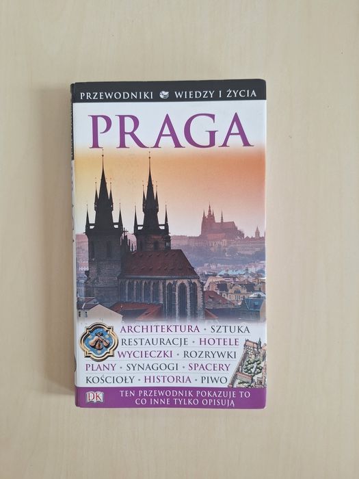 Przewodnik Wiedzy i życia Praga Wiedza i życie