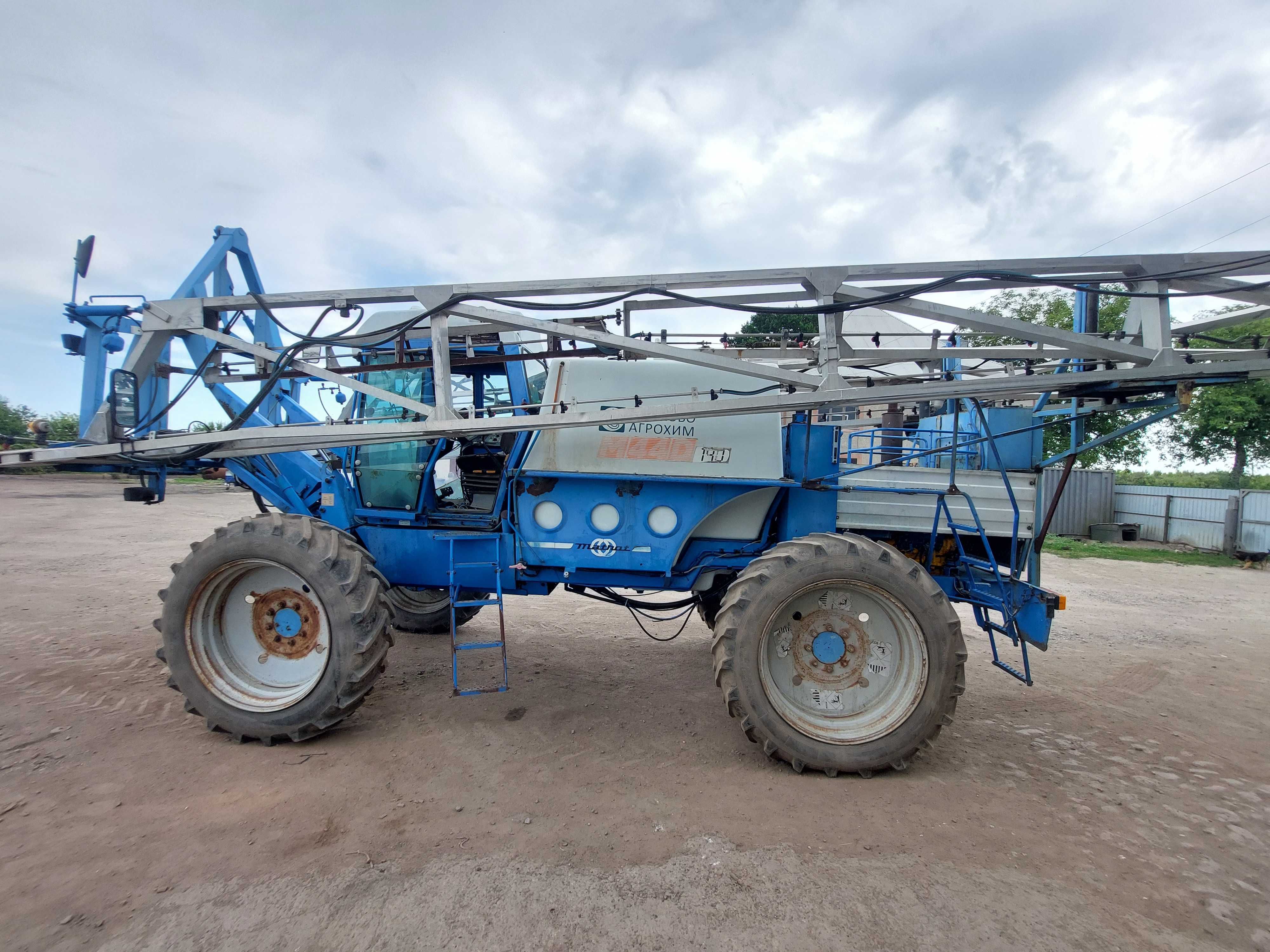 Оприскувач самохідний MATROT M44D140, 1995 року