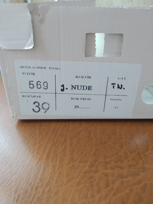 Buty 39 czółenka