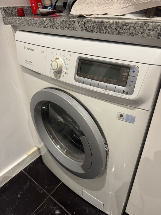 Máquina de lavar a roupa