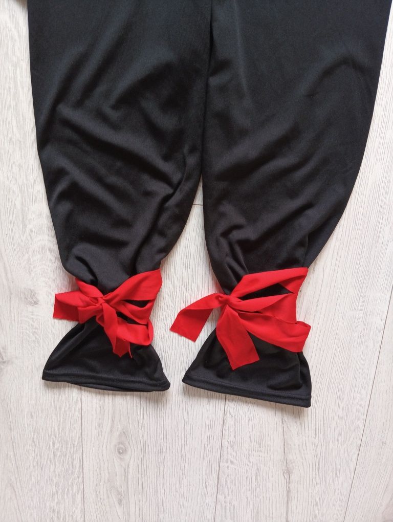 Strój karnawałowy ninja wojownik 122/128 czarno-czerwony jak nowy.
