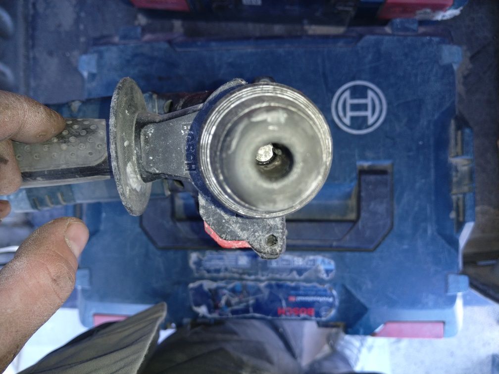Акумуляторний перфоратор Bosch GBH 18v-26F