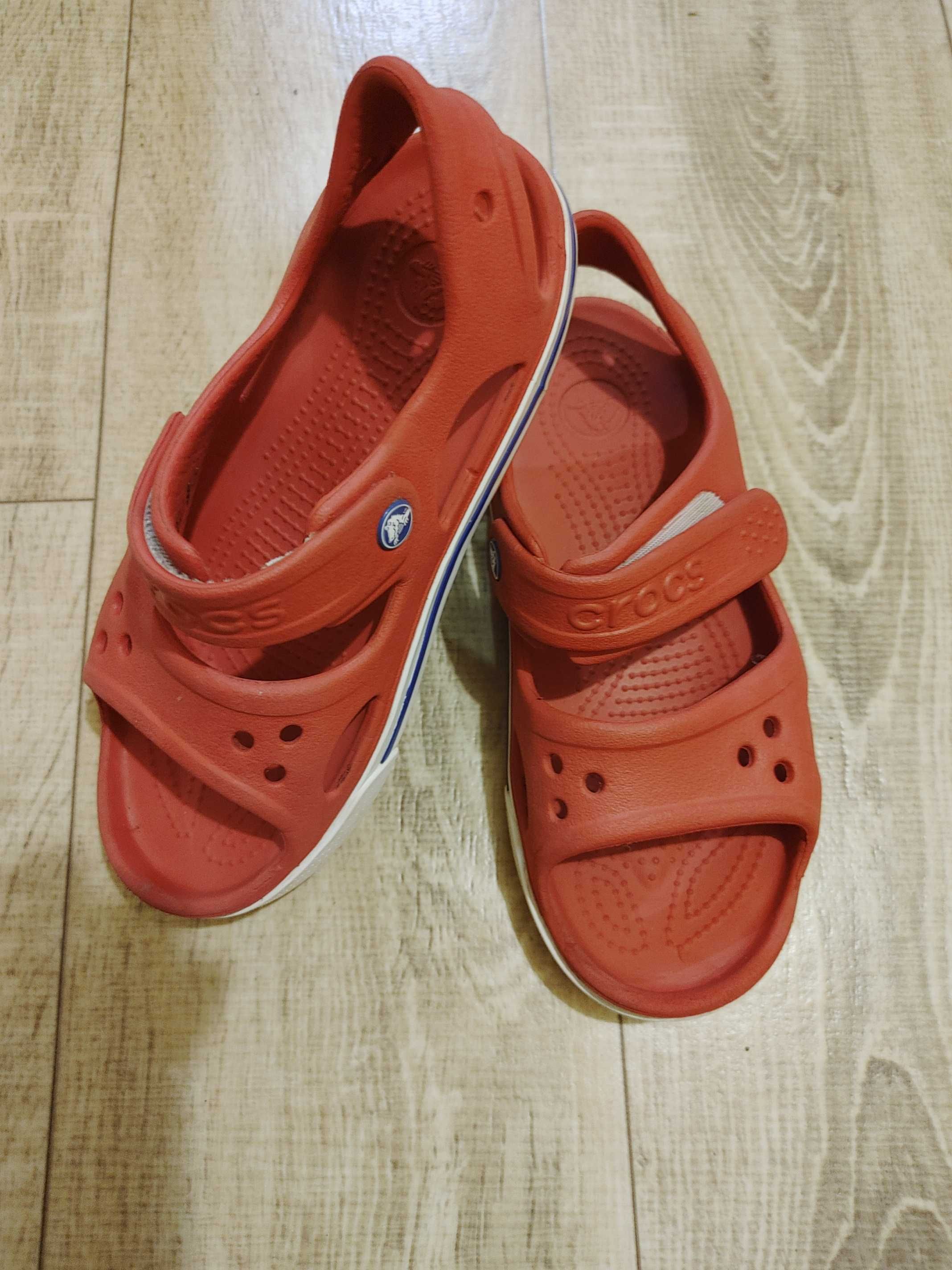 Świetne sandały dziecięce Crocs r. J2 (22cm)