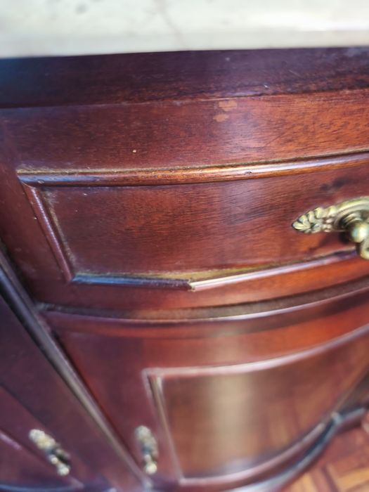 Sapateira rustica, em bom estado, com pedra  creme