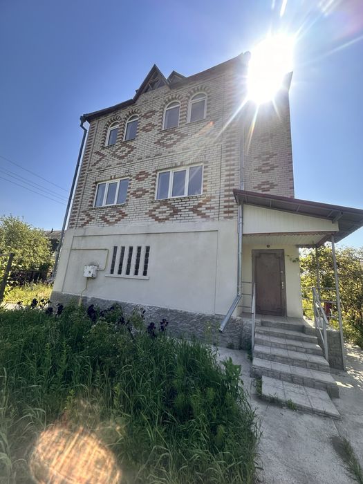 Продам дачу з газом Сезенків