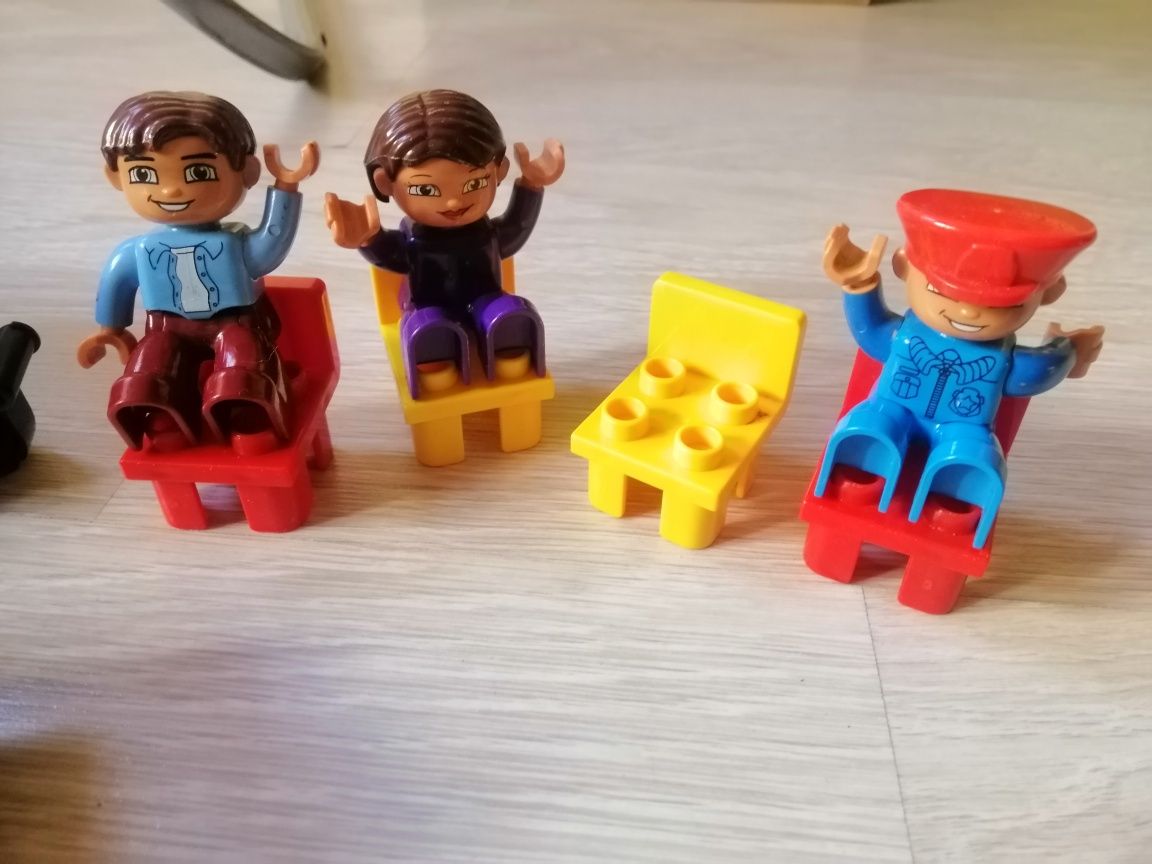Конструктор для деток Lego Duplo и другой конструктор