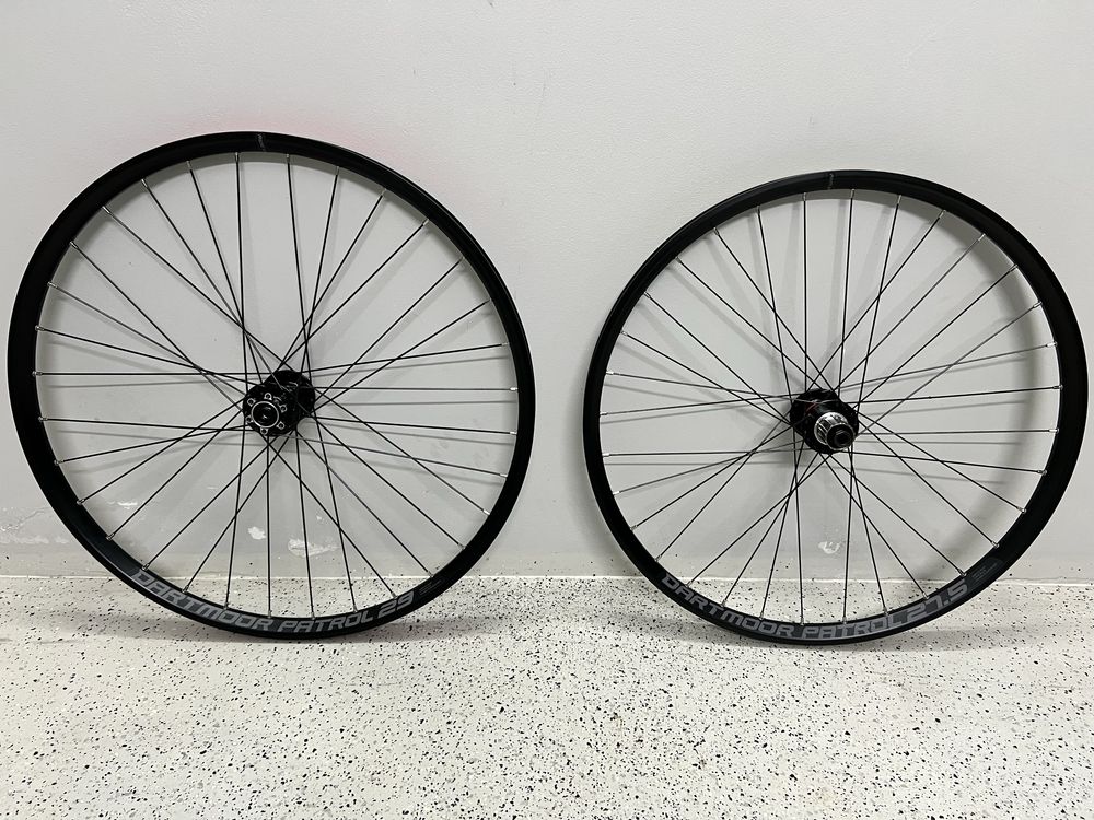 Koła MULLET 29”/27,5” BOOST MTB/XC/ENDURO Dartmoor Novatec Sapim