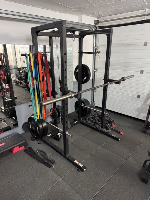Adidas home rig + barra olímpica 20kgs + bumpers 110kgs