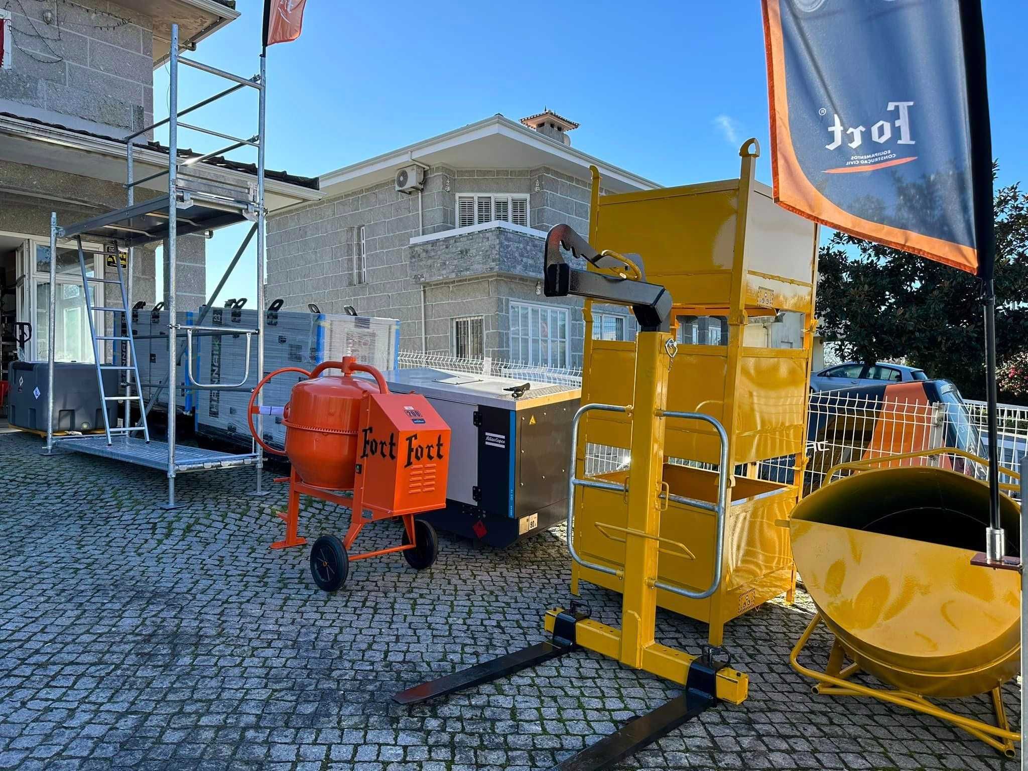 Porta paletes e acessórios para grua 2000 kg extensivel