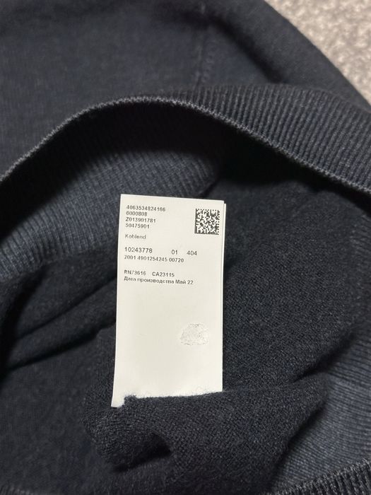 Светр Boss оригінал, розмір М