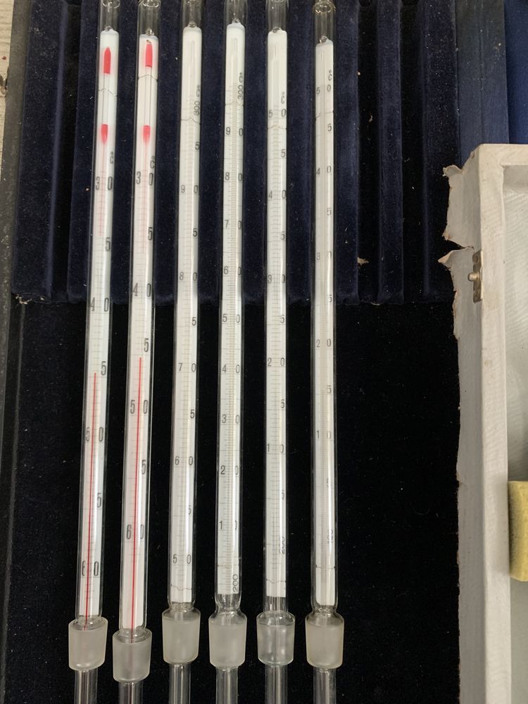 Термометр лабораторный со шлифом. Электроконтактный