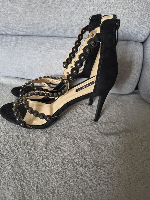 Szpilki sandały czarne