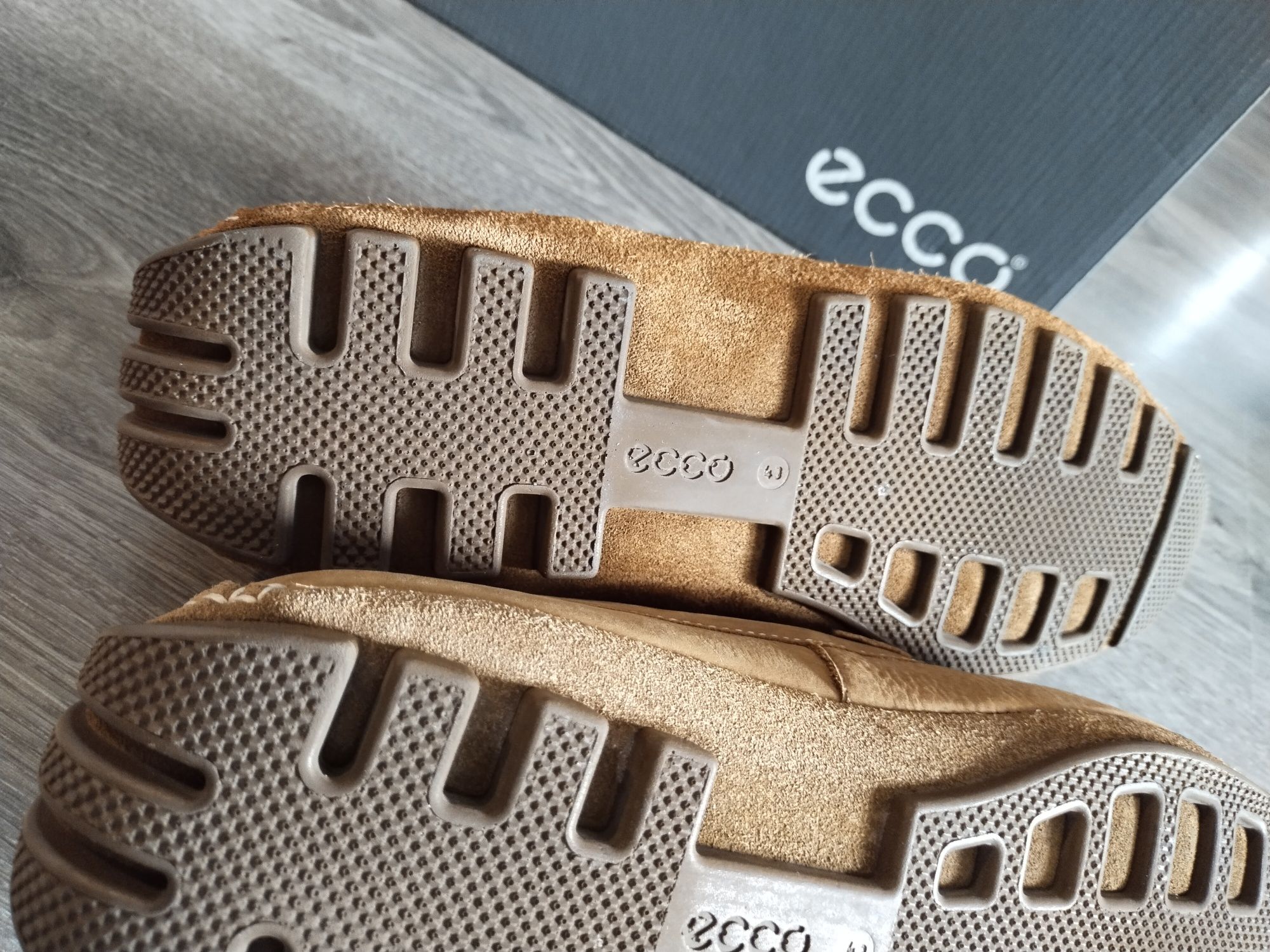 ECCO оригінал,мокасини нубук,топ-сайдери р.43