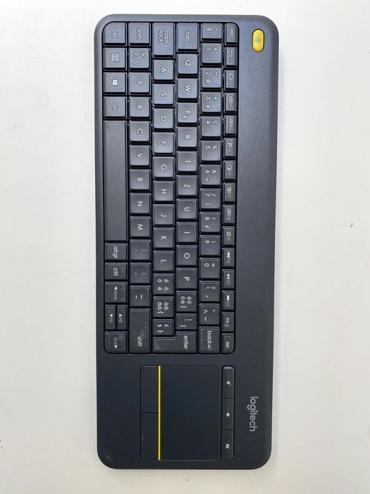 Teclado Logitech K400+ Wireless Touchpad integrado