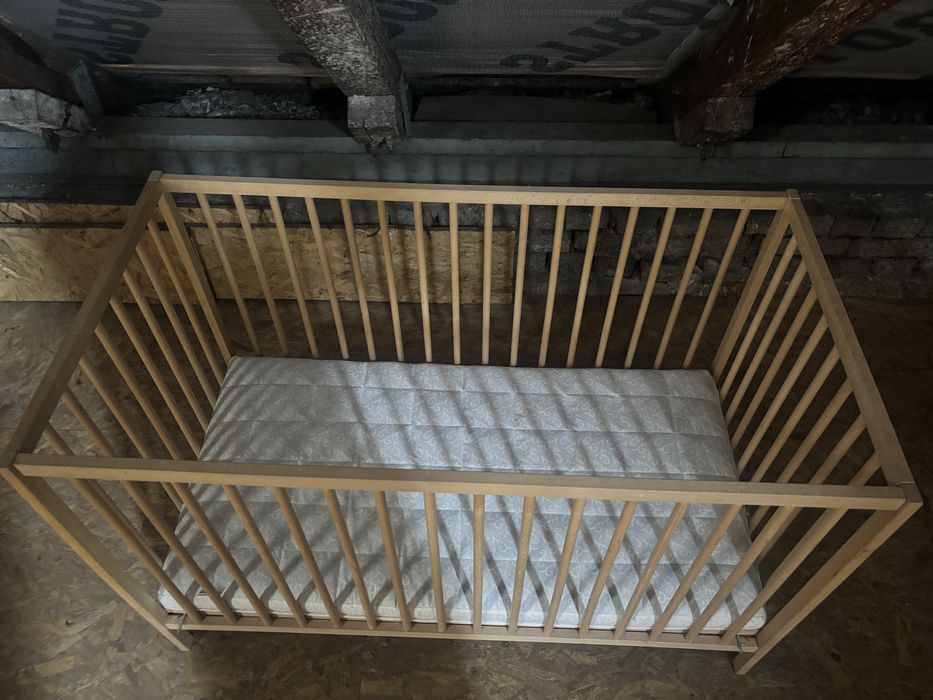 Lozeczko dzieciece bukowe IKEA Singlar z materacem kokosowym