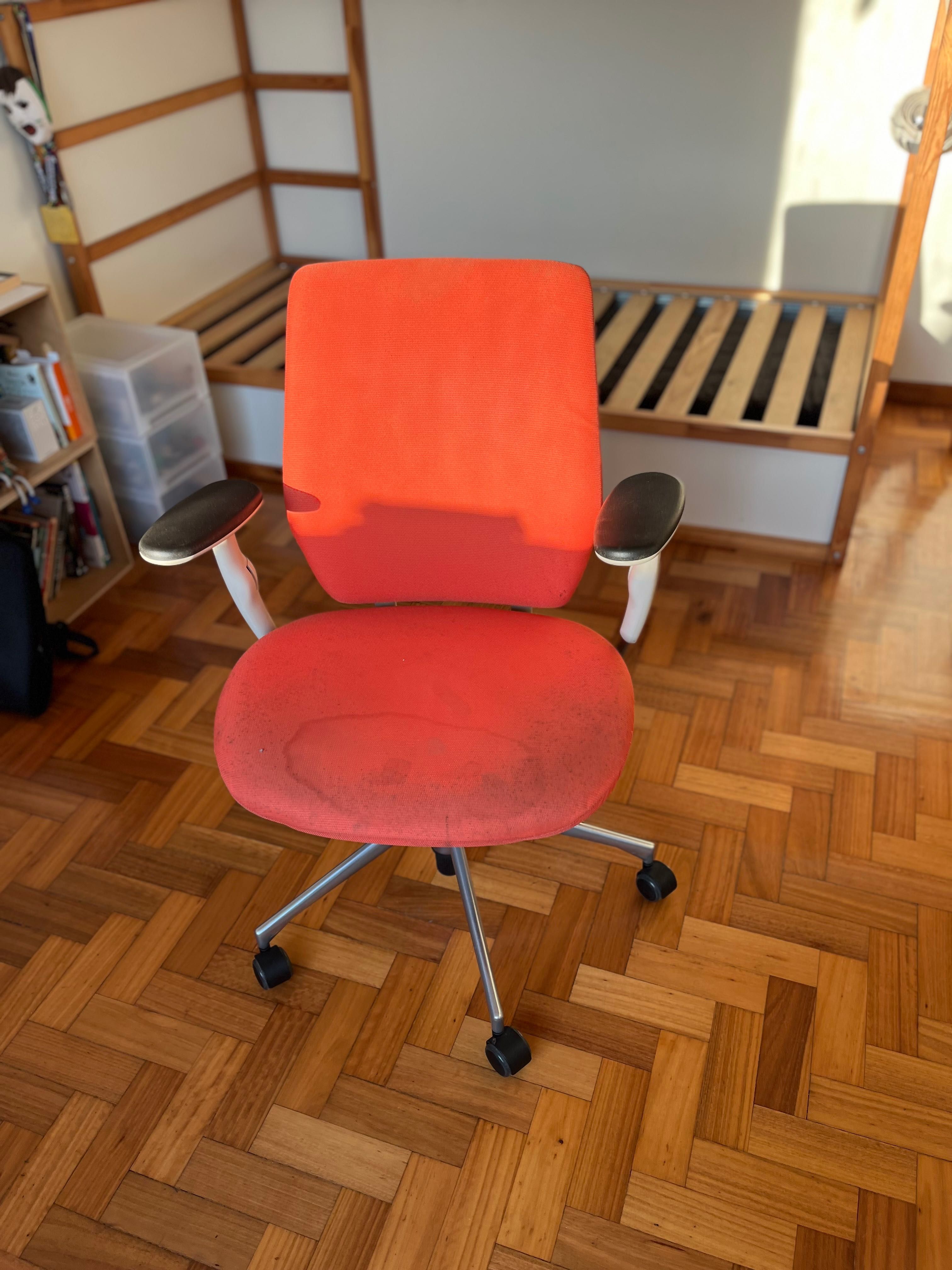 Cadeira de escritório vitra para recuperar vermelha