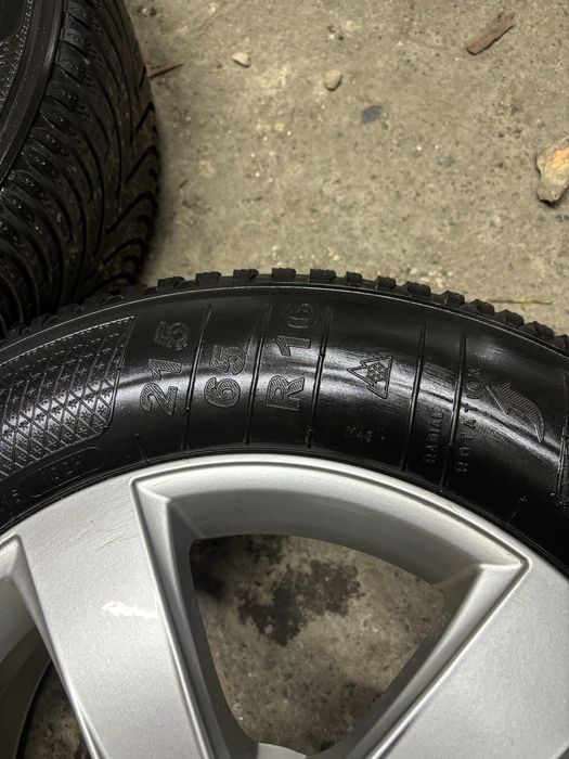 5 114,3 R16 з зимовою резиною 215/65/16