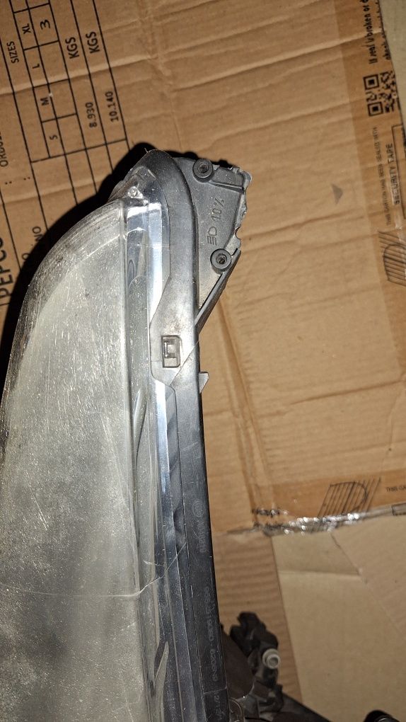 Lampa prawa Peugeot 3008 I