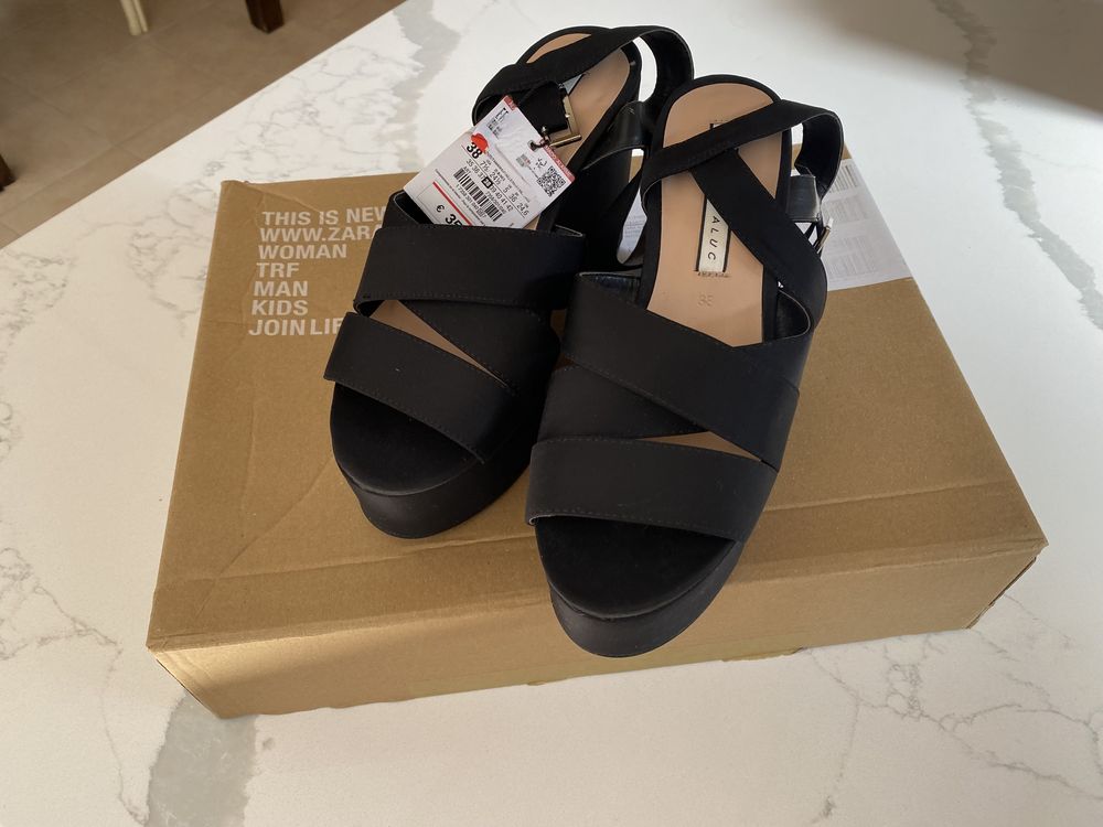 Sandalias Zara novas comEtiqueta 38