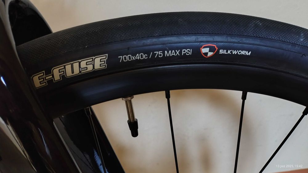 FELT Broam 60 -rower gravel