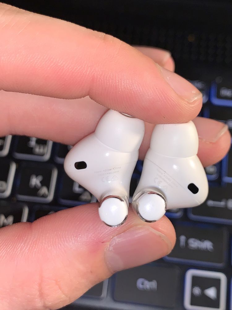 Навушник AirPods Pro лівий / правий оригинал