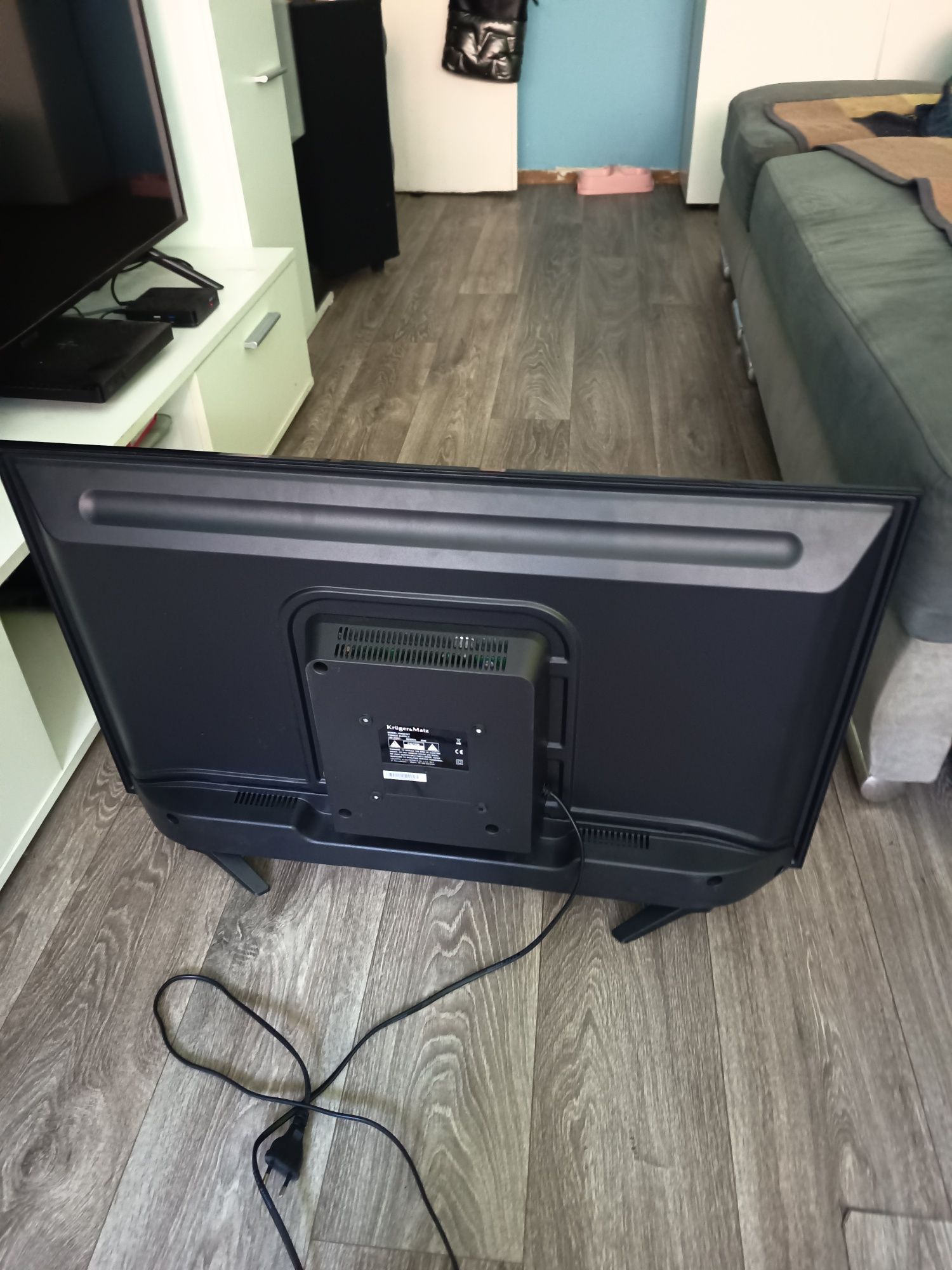 Telewizor Kruger matz 32 cale pilnie
