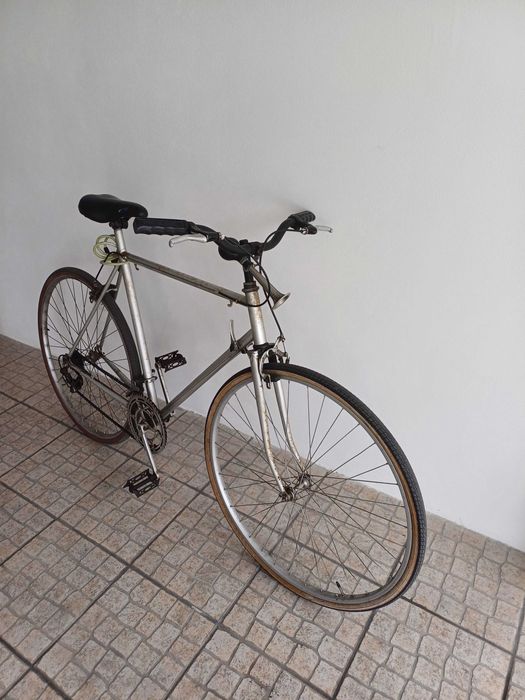 Bicicleta Esmaltina roda 28 quadro grande