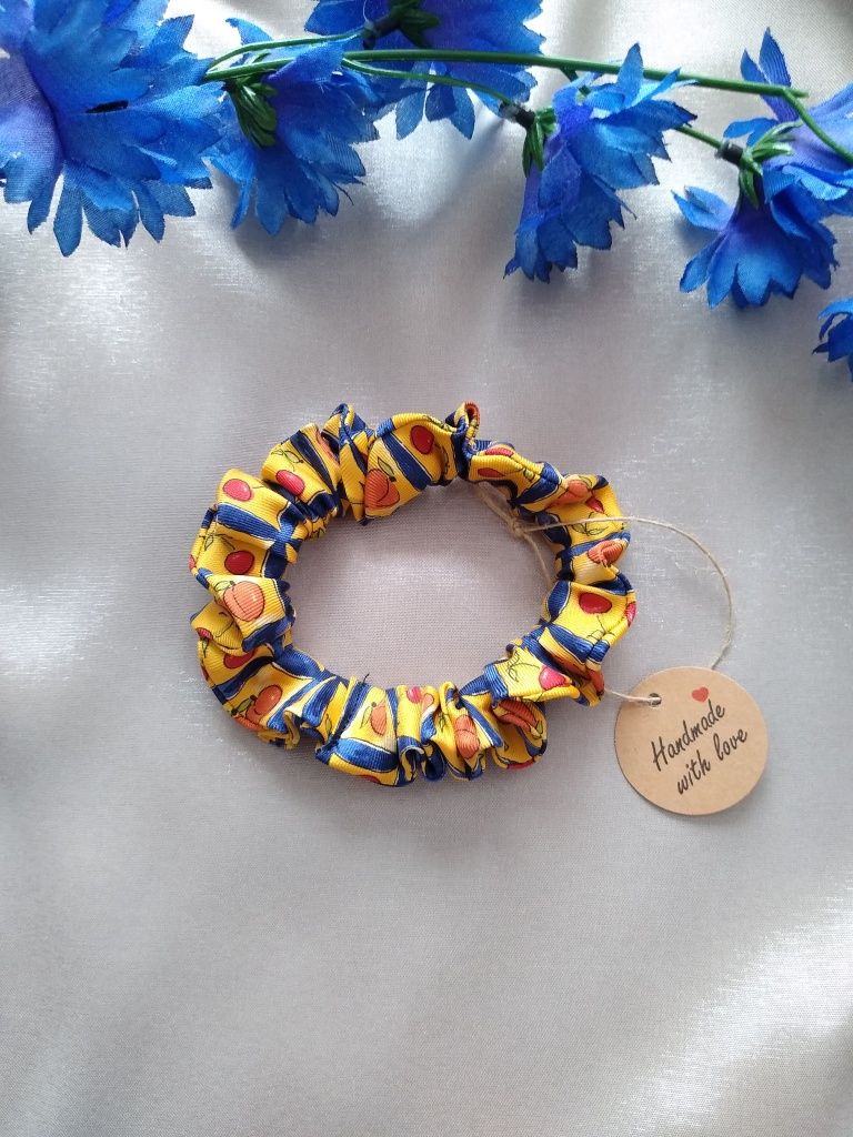 Nowa jedwabna gumka scrunchie