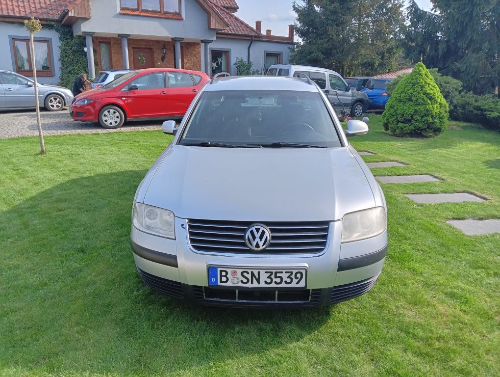 Volkswagen Passat, 2001r lift., 1,6 benzyna,