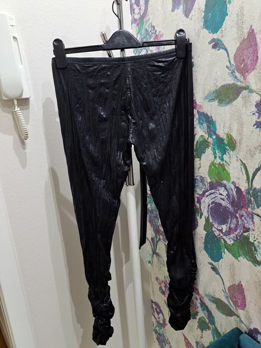 Legginsy Getry czarne  błyszczące  imitacja skoryzczone