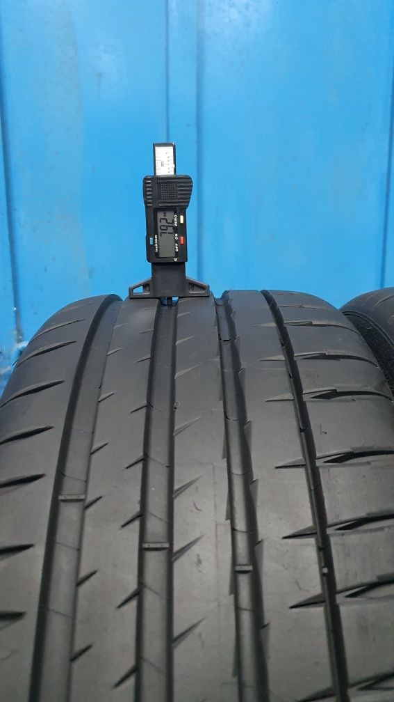 225/35 R19 Michelin Pilot Sport 4S ! Rok 2022