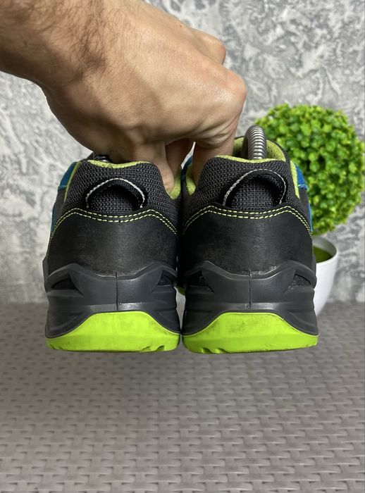 Lowa gore-tex кроссовки полуботинки 36 размер детские синие