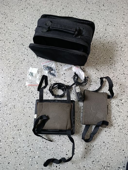 Dvd player на підголовник в авто