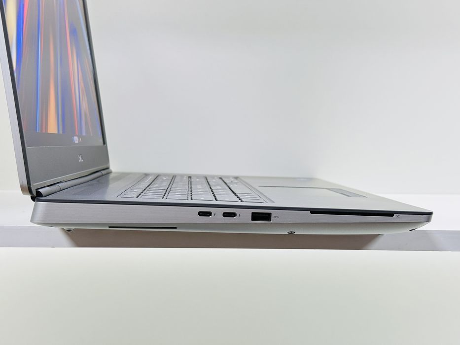 64Gb RAM | 1Tb SSD | i7-11850H | 17.3" FHD IPS | Dell Precision 7760