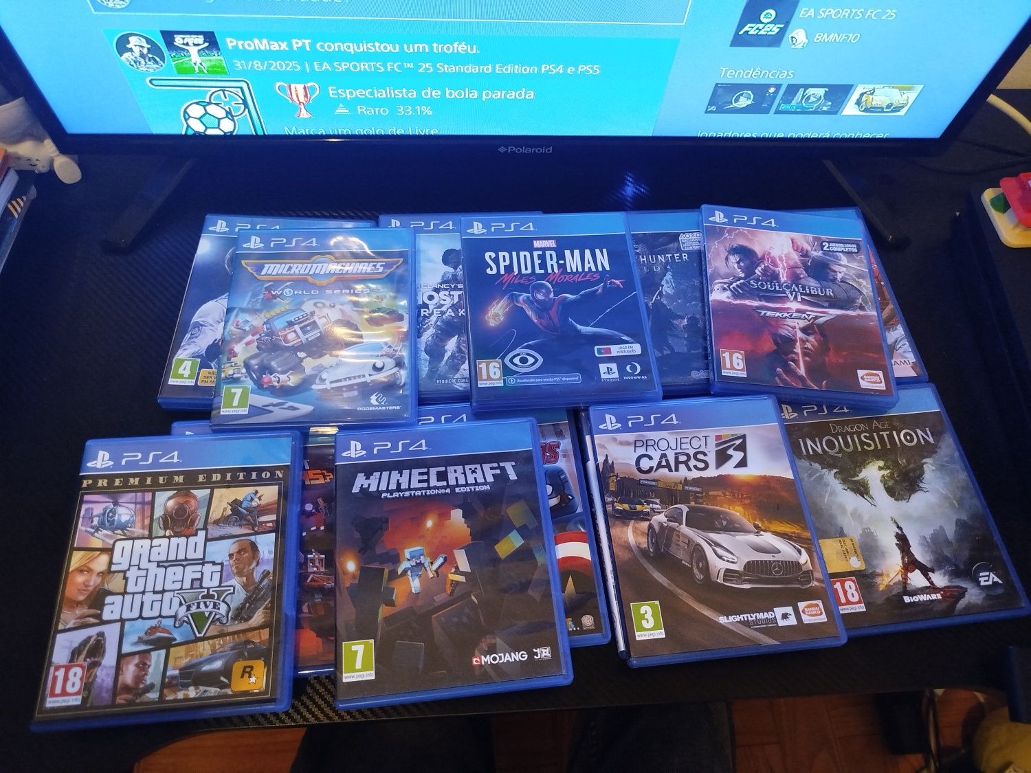 PS4 500 GB ( com Extras )