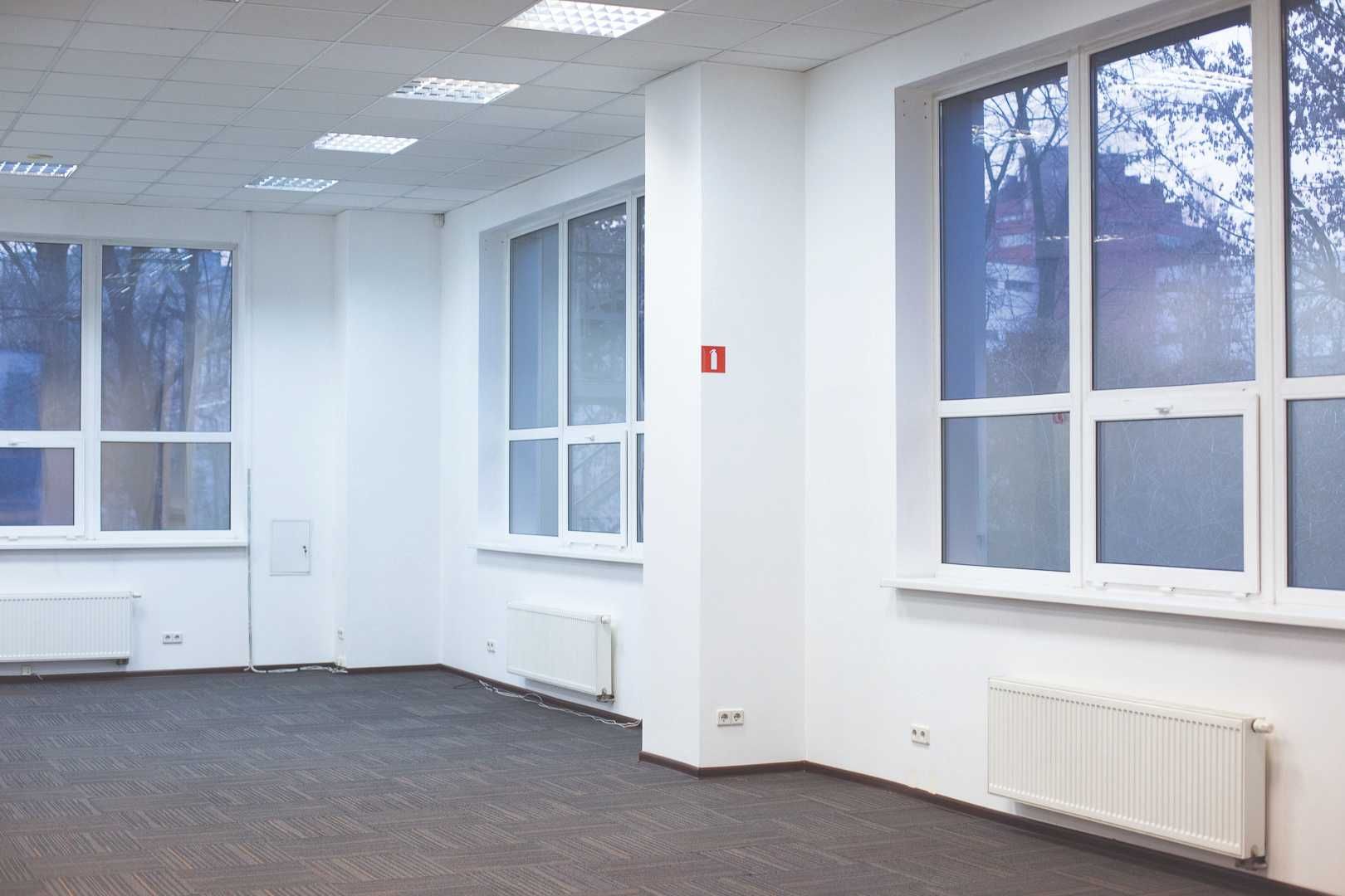 Офіс OpenSpace 220 м.кв., біля Куренівського парку,  БЦ Kinetic