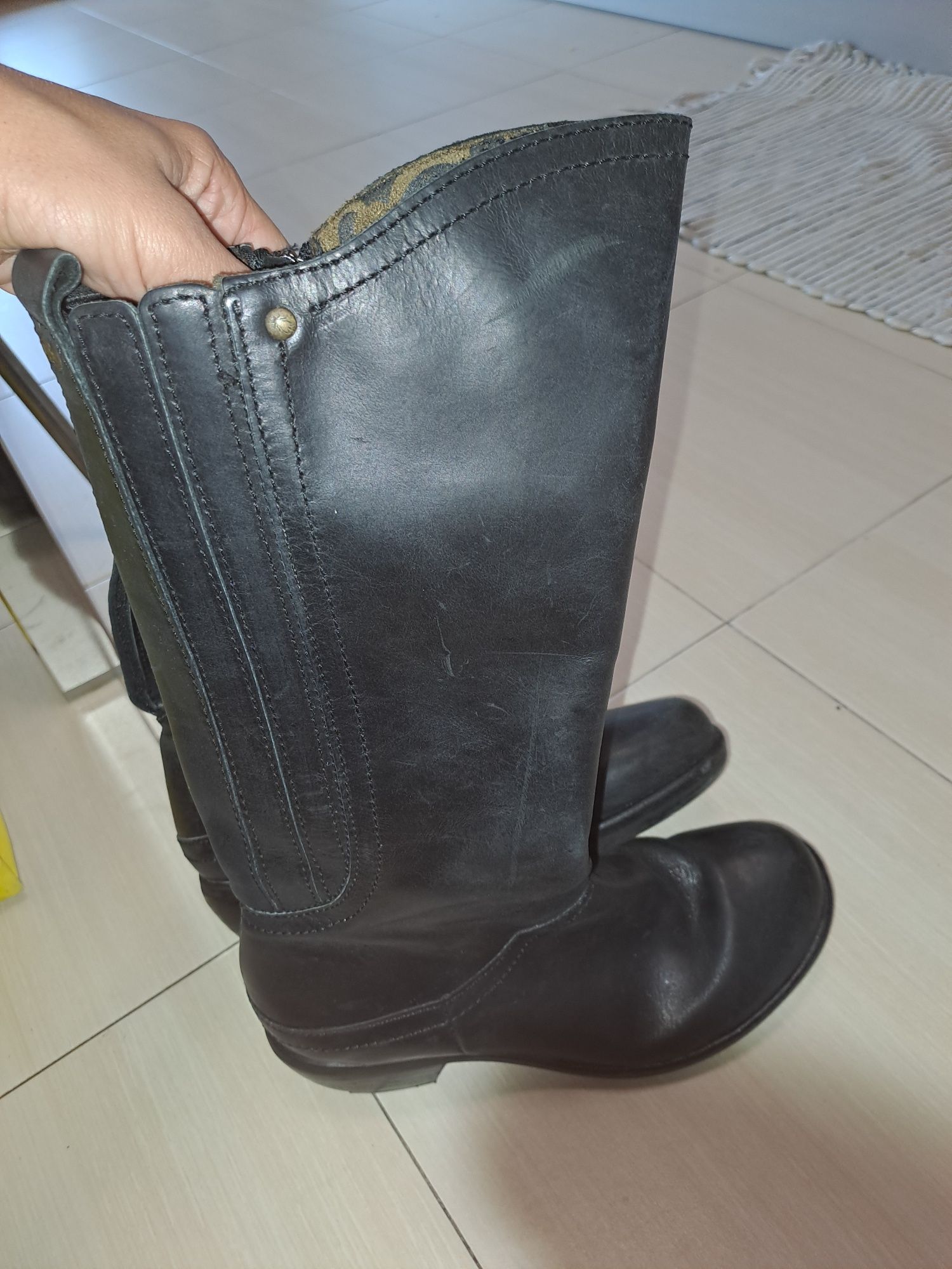 Botas Fly London tamanho 36