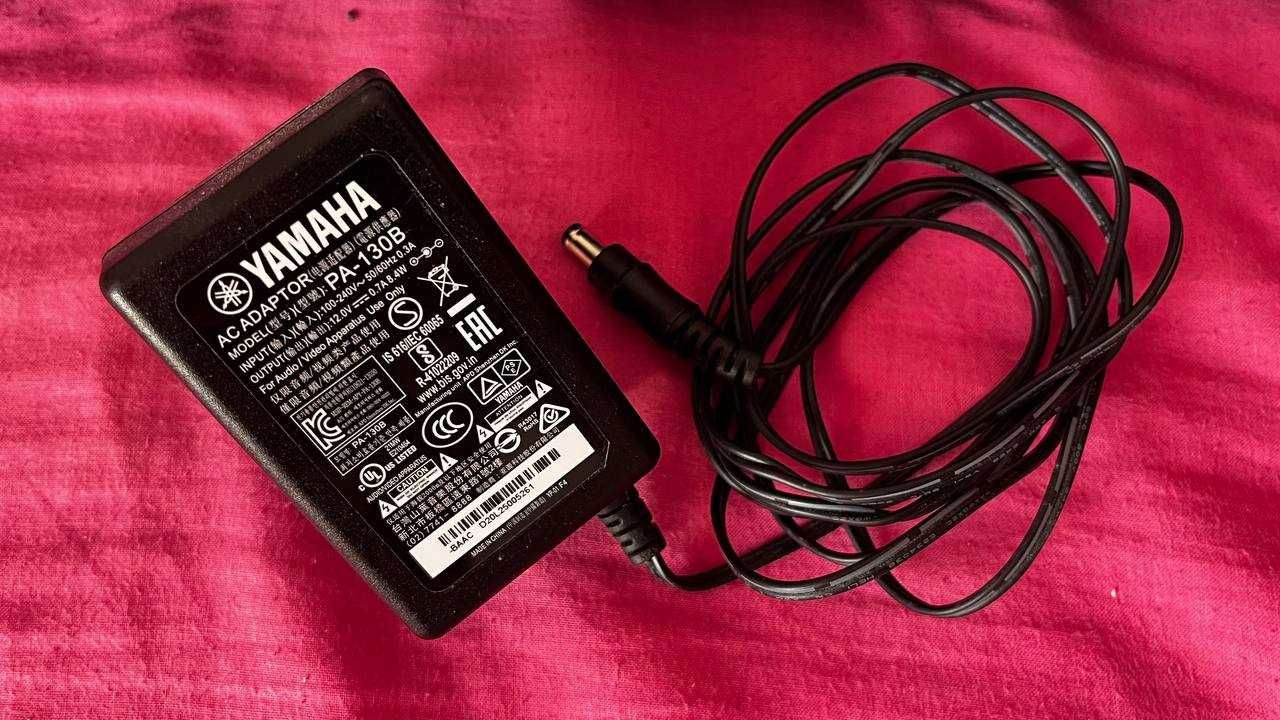 Yamaha PSR-E360B