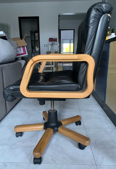 Cadeira de escritório - Computador