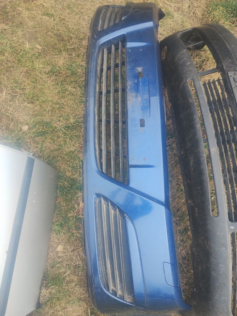 Zderzak astra h 2005r