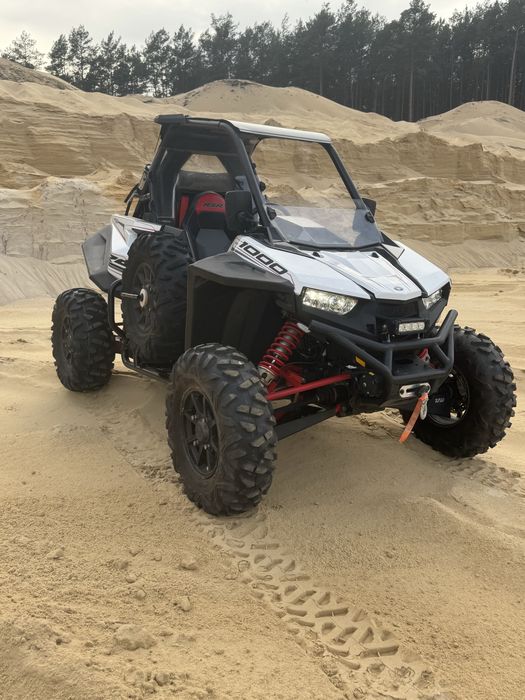 Polaris RS1 1000.  Rzr. Can am Maverick