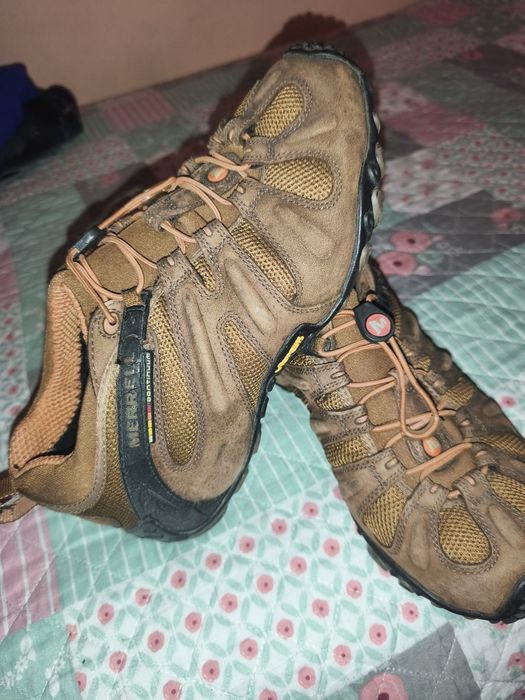 Merrell chameleon 44