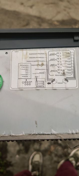 Продам двухдінову магнітолу