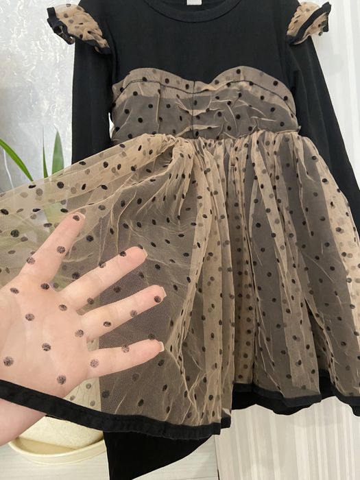 Нарядна сукня для дівчинки. Святкова сукня.