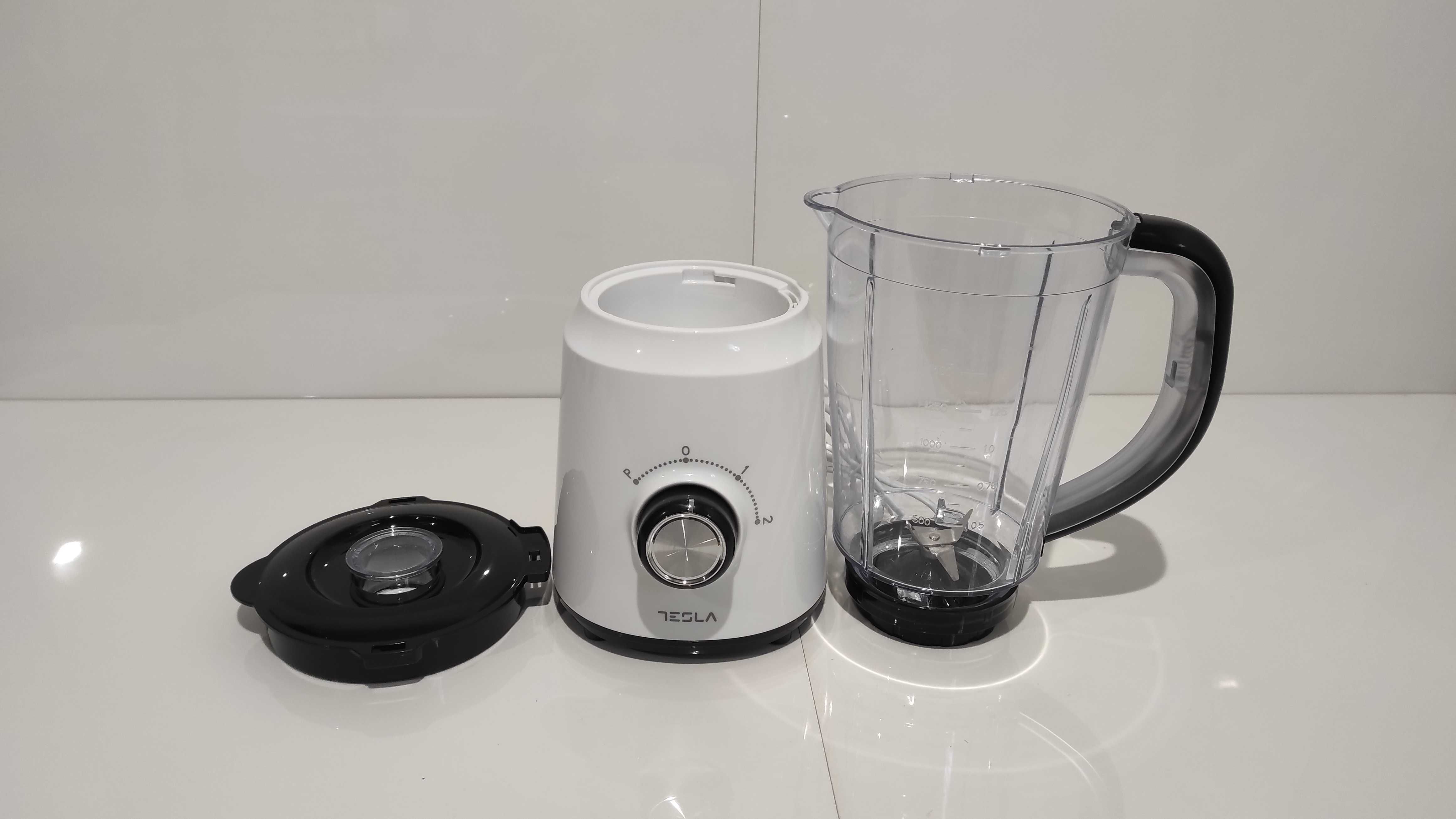 Blender kielichowy Tesla BL201W 500 W biały