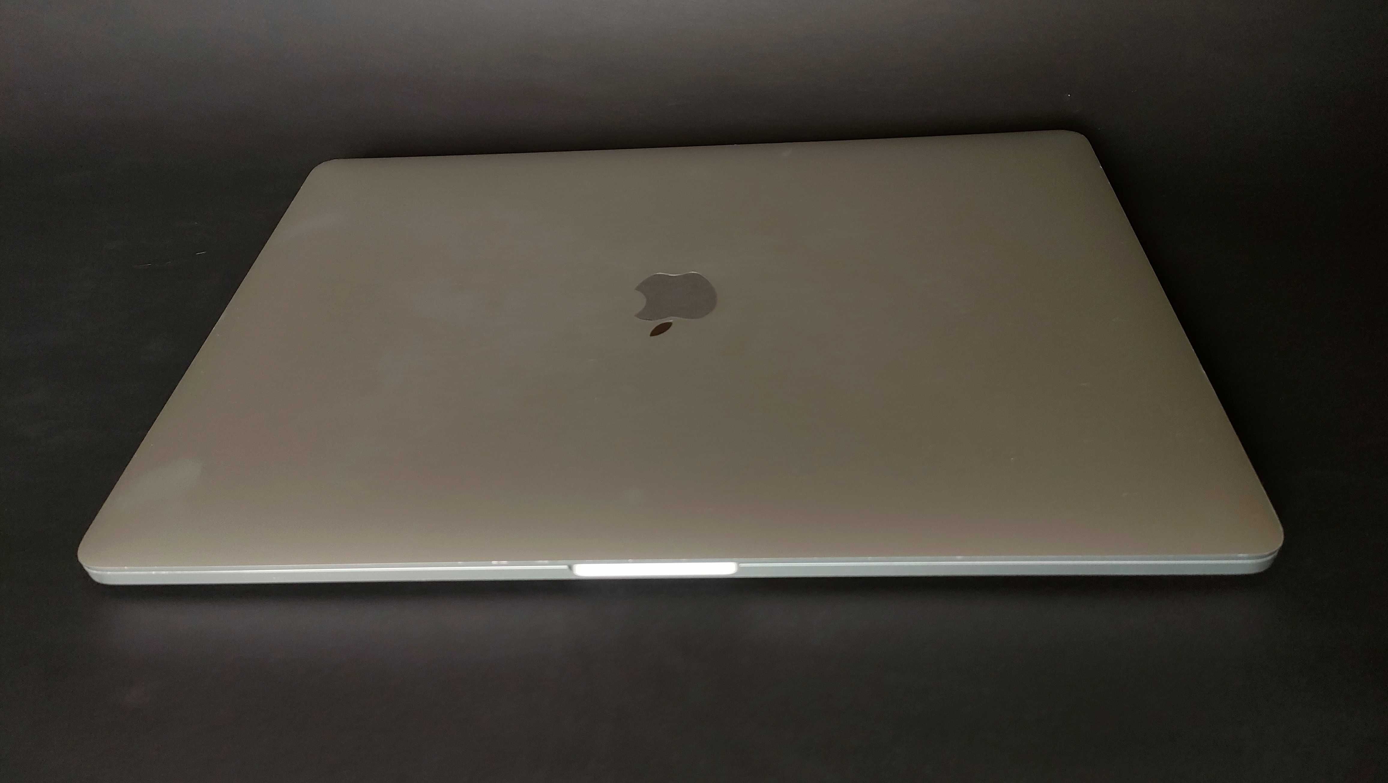 Macbook Pro, 15 cali, 2016, Inter Core i7,  16GB ram, 1TB SSD